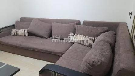 انتريه ٢ كنبه و٢ كرسى وركنه بحاله ممتازه - 5