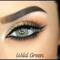 عدسات لاصقه