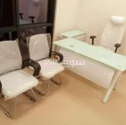 مكتب زجاج سيكوريت شاسيه معدن متاح جميع المقاسات