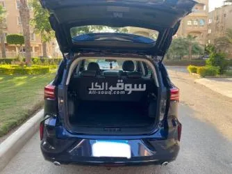 ايجار سيارات عائلية /ايجار ليموزين جيتور x70 - 3