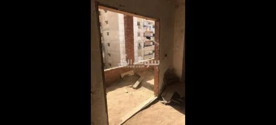 شقة للبيع بالنزهة الجديدة و السعر مفاجأة - 4