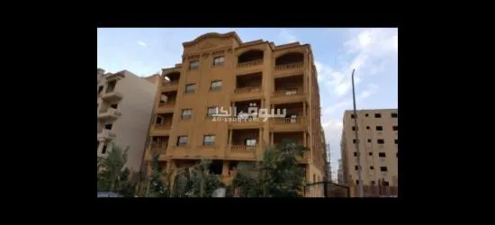 شقه للبيع في اللوتس الجنوبيه دقيقه من الجامعه الامريكيه والتسعين الجنوبي