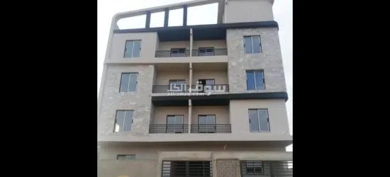 شقة للبيع استلام فوري بالتجمع الخامس امتداد النرجس بحري بالكامل وتطل علي حديقة 5000 متر