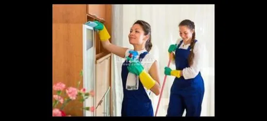 عامله نظافه