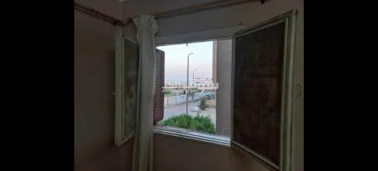 شقه للبيع بمنطقه راقيه جدا وبطل علي البحر والسعر مغري جدا - 14