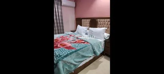 شارع الخليفه الراضى امام الحديقه الدوليه