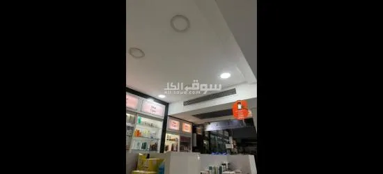 صيدليه للبيع مساحه 60 متر بمنطقة حيوية وراقيه ومشهور بالمنطقة - 2