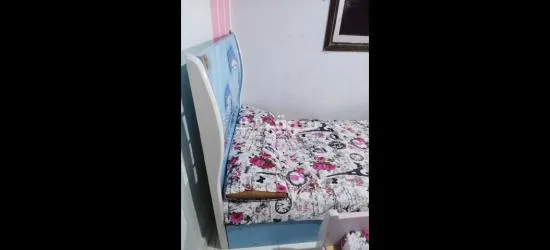 سراير أطفال عرض 120cm بحالة ممتازة ورسومات مميزة - 7