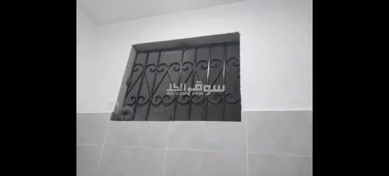 محل للايجار - 11