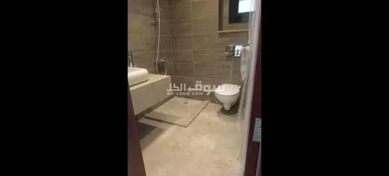 للايجار فيلا فاخره في منقطه هادئه نظام شقه دوبل**** - 3