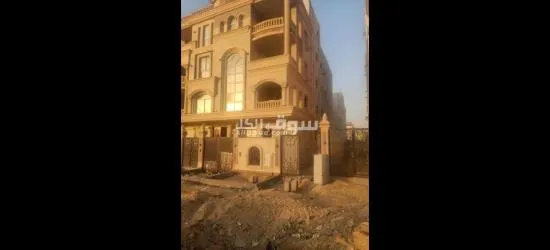 شقه مساحه  ١٨٨ متر وحديقه ١٤٤ التجمع الخامس بيت ا******ن  متر مباشر