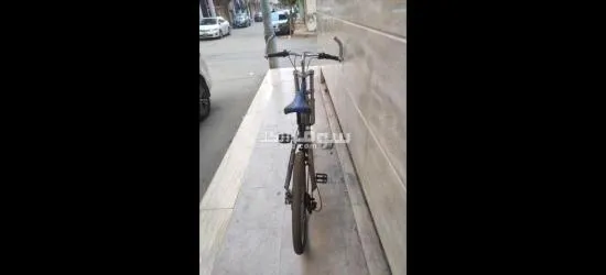 للبيع دراجه هوائيه (تحتاج إلى صيانه قليلة) دراجه سريعه و مريحه