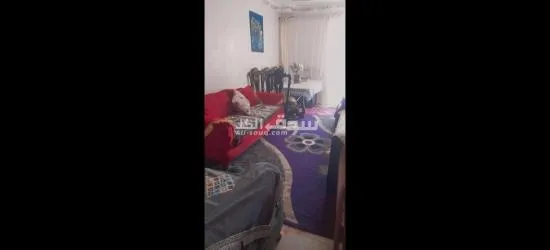 للبيع شقة ١١٠متر موقع متميز غير مجروحه نهائى خطوتين لمترو كلية الزراعه والكورنيش وجهه بحرى