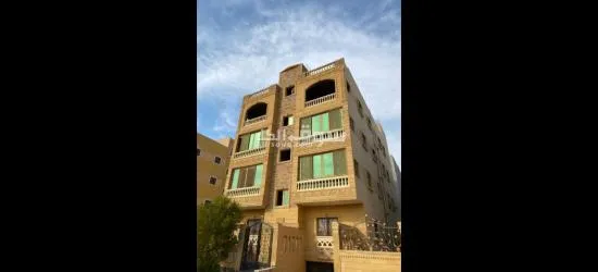 شقه ف الحي المتميز مدينةبدر منطقه 7